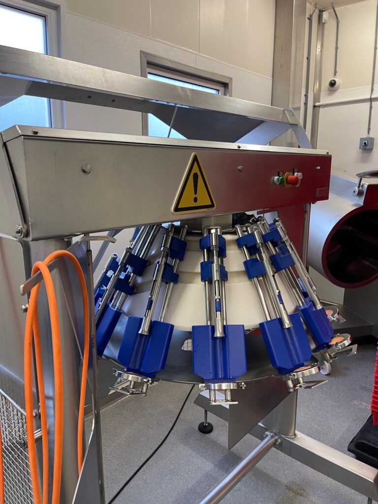 Dutch Poultry Tech Drum and Thigh deboner