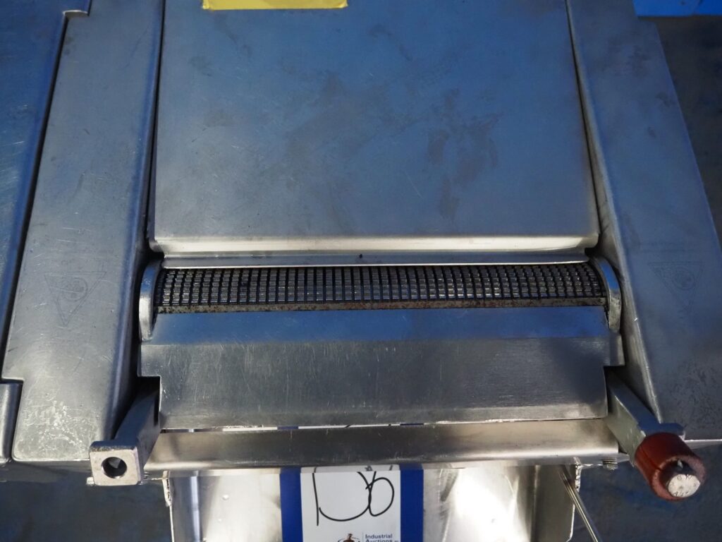 Grasselli skinning machine