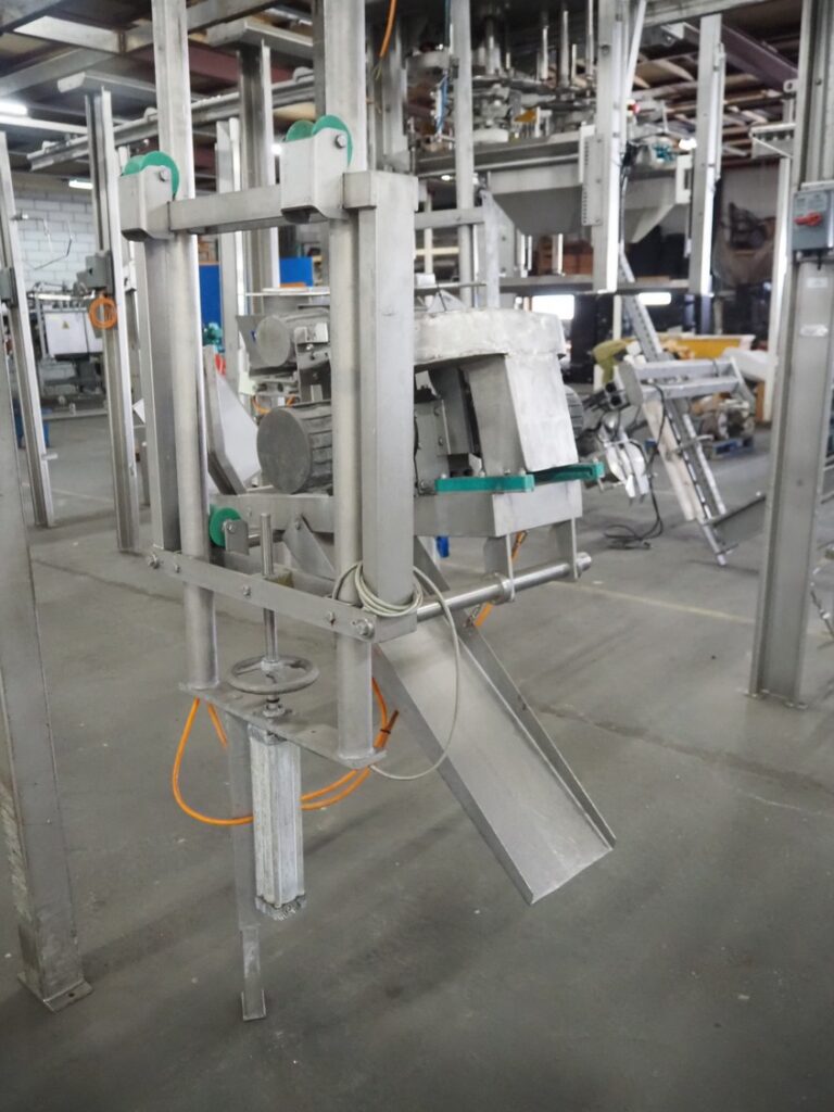 Meyn back piece cutter