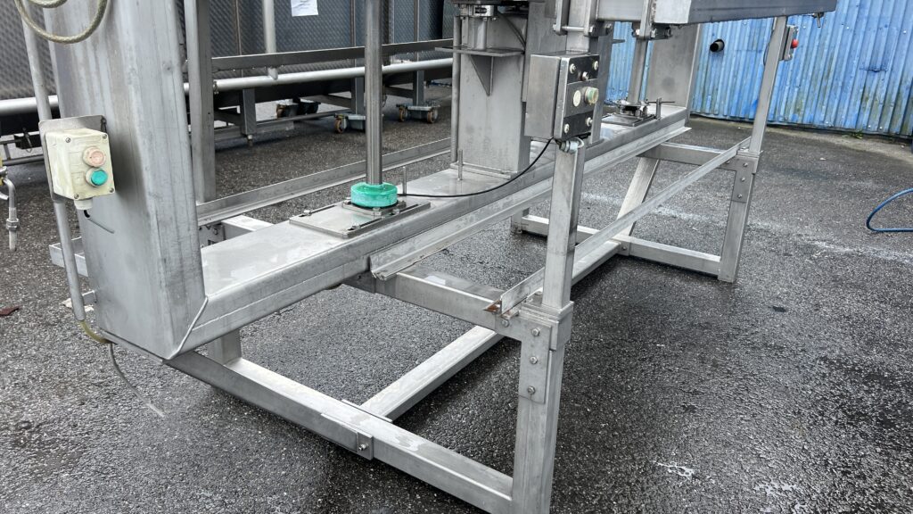 Meyn rehanger, weighing to cut up