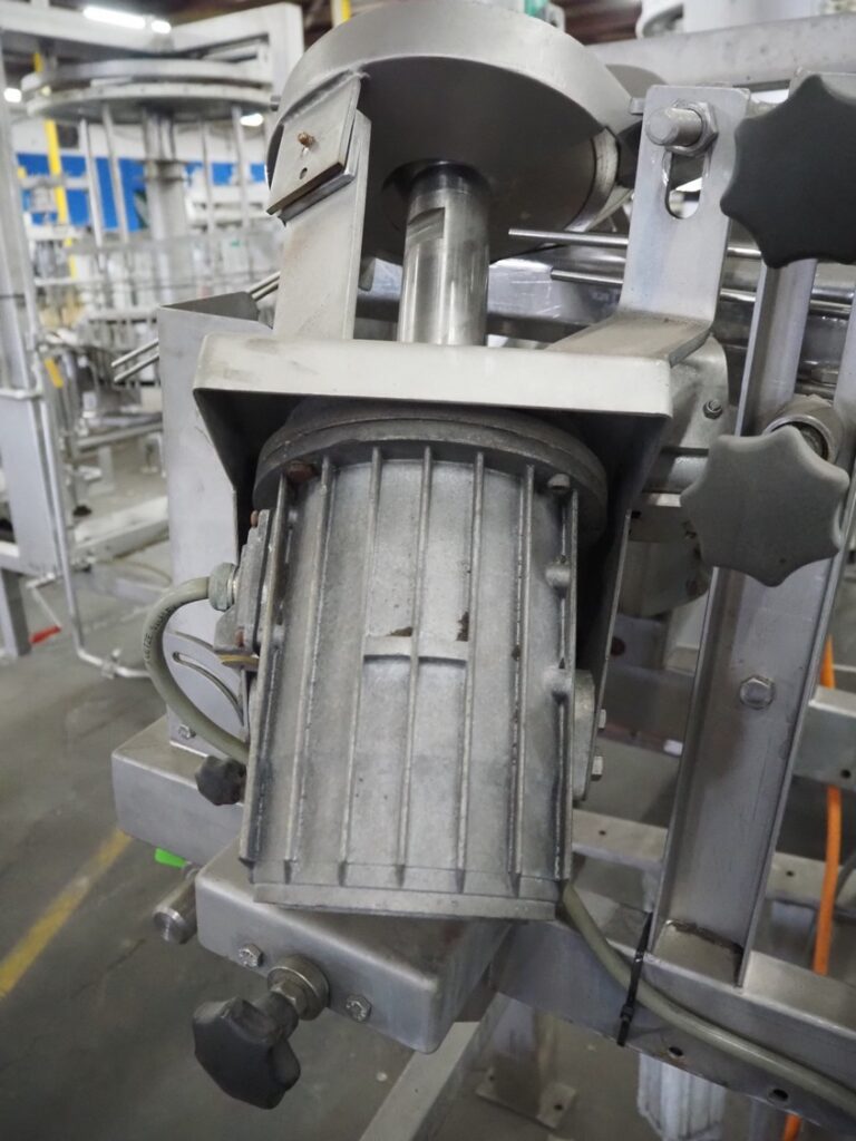 Meyn second joint wing cutter