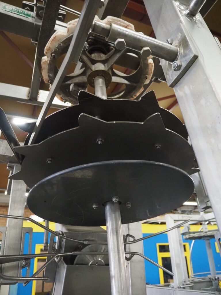 Meyn tail cutter