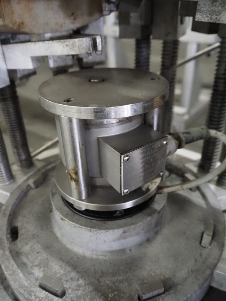 Meyn weighing machine, base