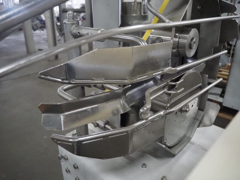 Stork breastcap cutter