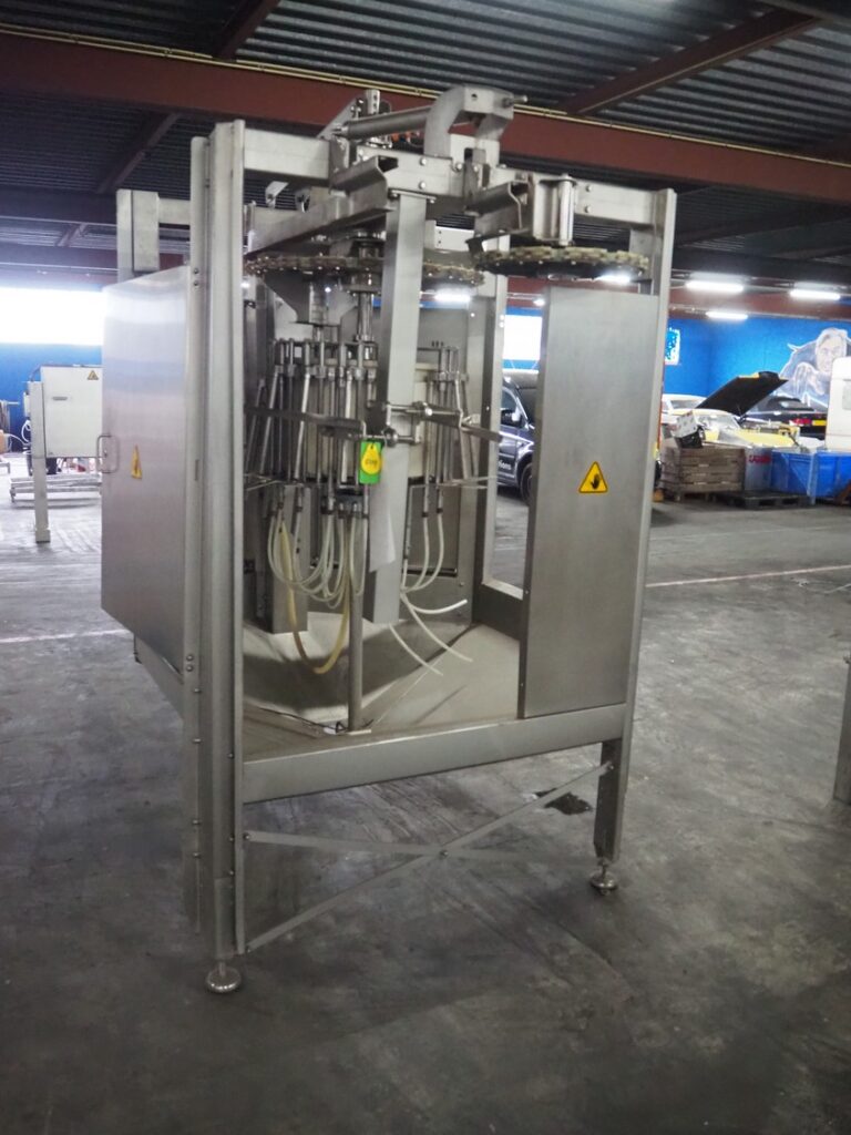 Stork inside/outside bird washer