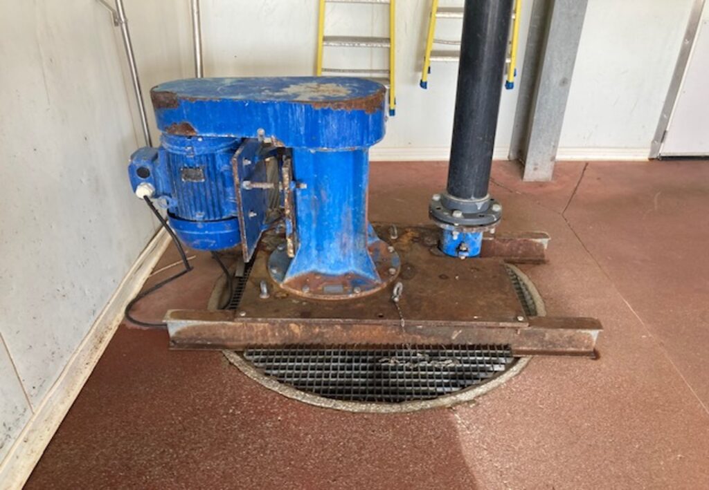 pluck / Wemco Feather pump 2010